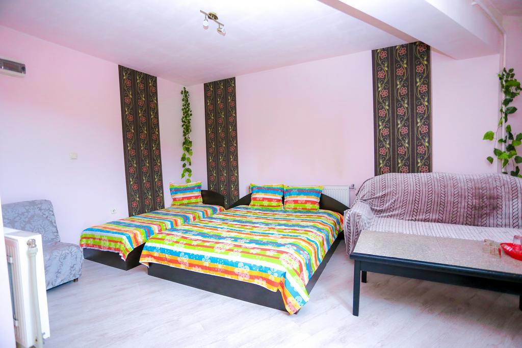 Hostel Shatrata Bogomilovo Kültér fotó